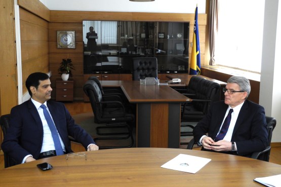 Speaker of the House of Representatives of the Parliamentary Assembly of BiH Šefik Džaferović talked with Ambassador of Kuwait in our country